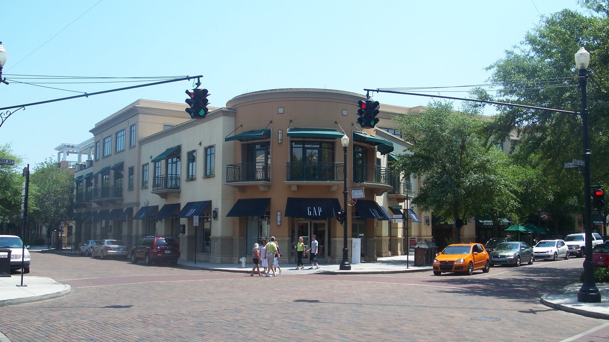 Winter Park cityscape
